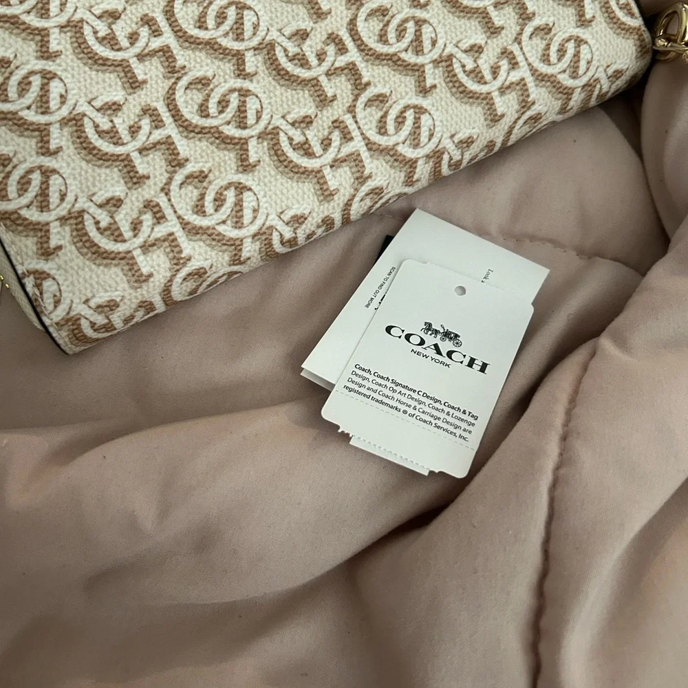 Coach Beige and Cream‎ Patterned Wallet